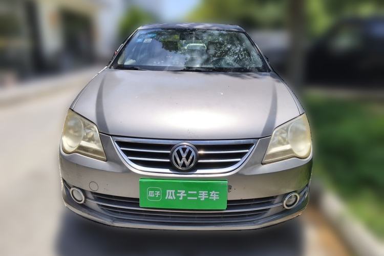 Used Volkswagen Bora 2011 1.6L Manual Fashion Edition Front