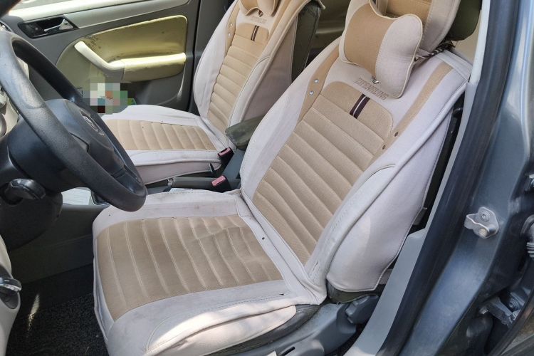 Used Volkswagen Bora 2011 1.6L Manual Fashion Edition Left Front Seat