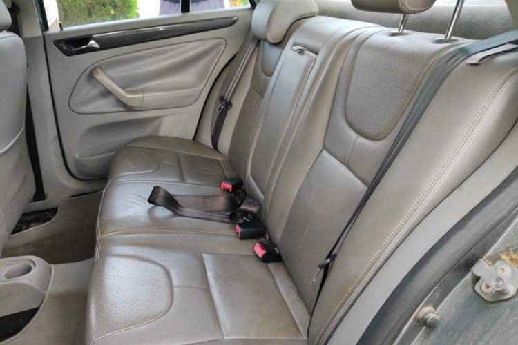 Used Volkswagen Bora 2011 1.6L Manual Comfort Version Left Rear Seat