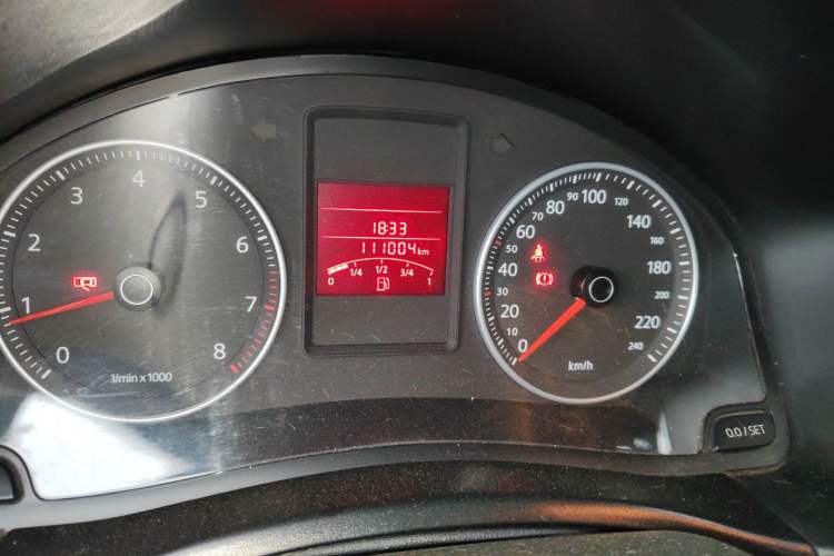 Used Volkswagen Bora 2011 1.6L Manual Comfort Version Odometer Close Up