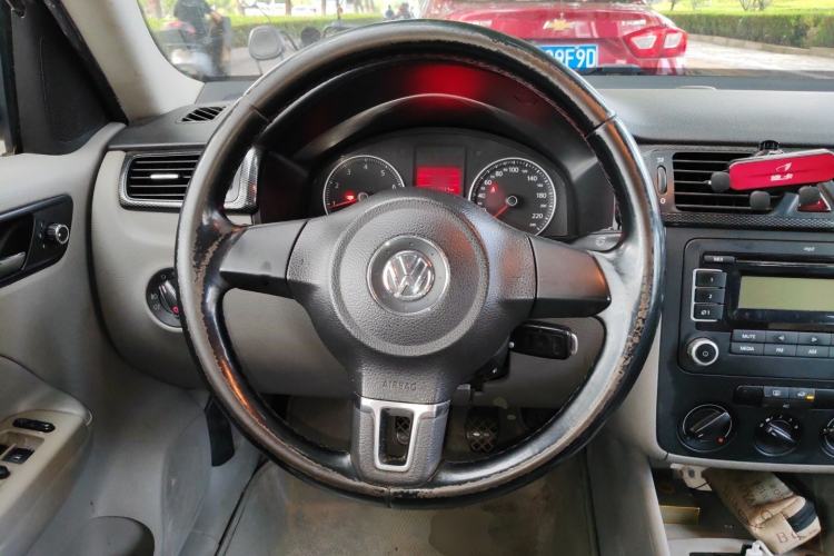 Used Volkswagen Bora 2011 1.6L Manual Comfort Version Steering Wheel