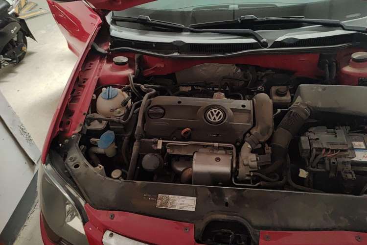 Used Volkswagen Bora 2011 1.4T AT Sportline Engine Bay Right