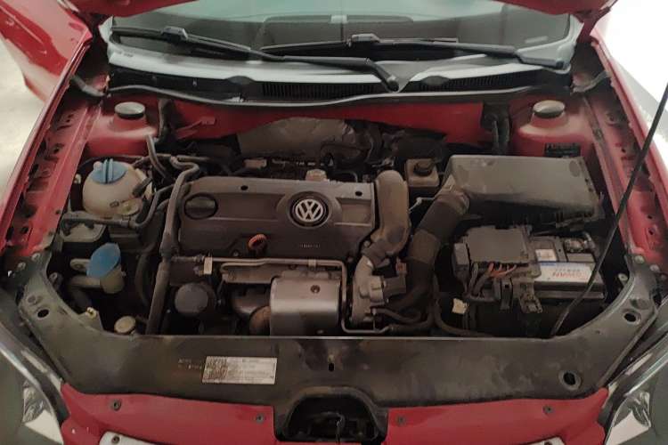 Used Volkswagen Bora 2011 1.4T AT Sportline Engine Bay