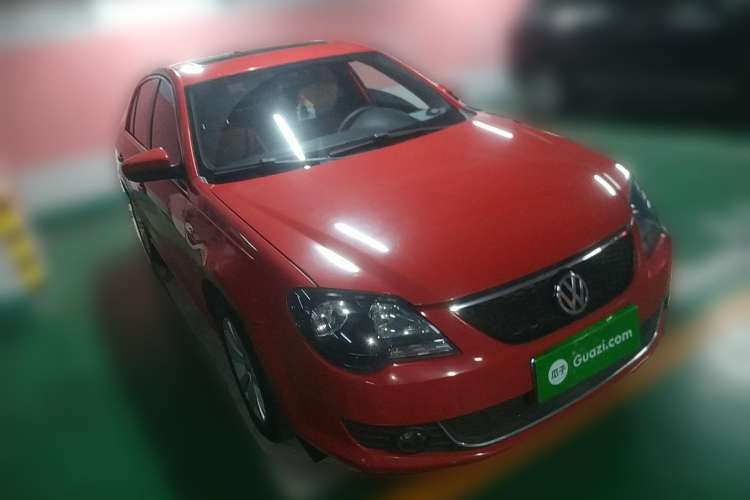 Used Volkswagen Bora 2011 1.4T AT Sportline Front Right 45 Deg