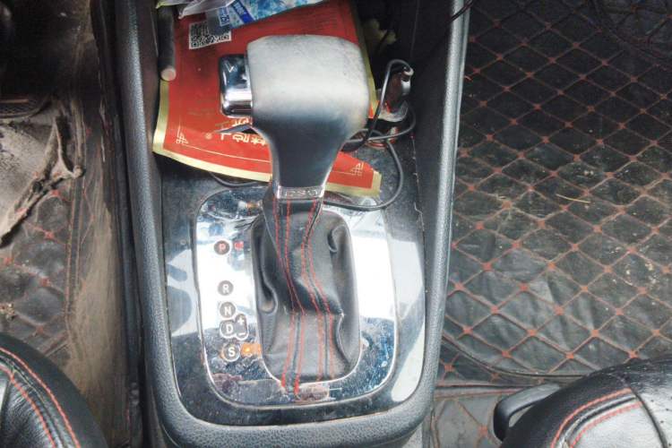 Used Volkswagen Bora 2011 1.4T AT Sportline Gear Lever
