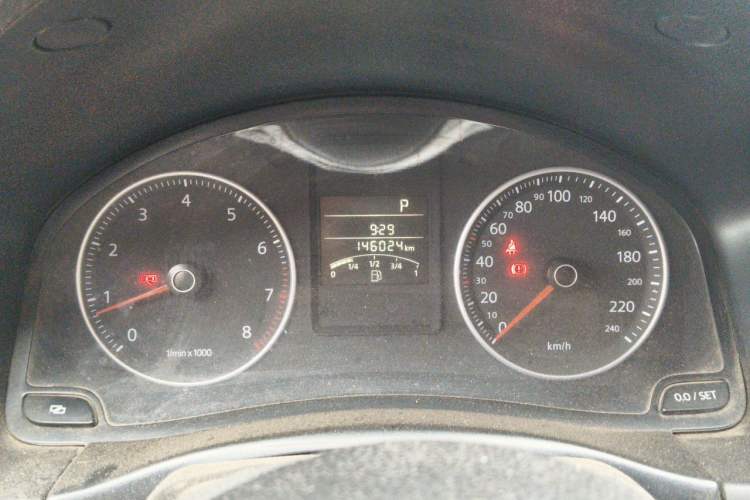 Used Volkswagen Bora 2011 1.4T AT Sportline Instrument Cluster