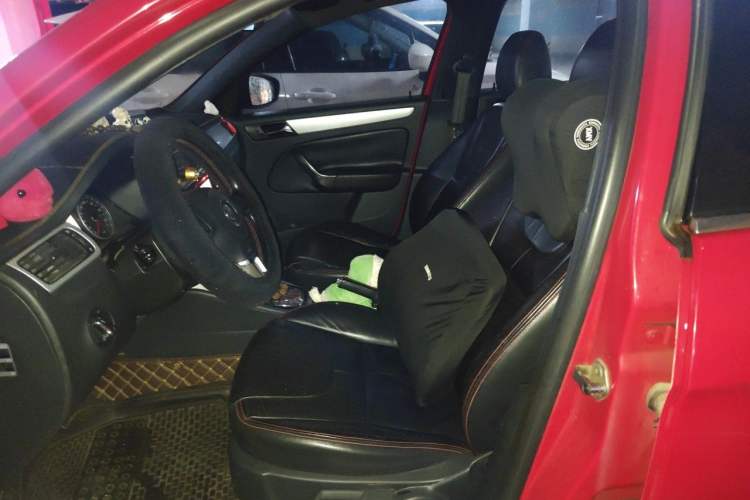 Used Volkswagen Bora 2011 1.4T Automatic Comfort Model Left Front Seat