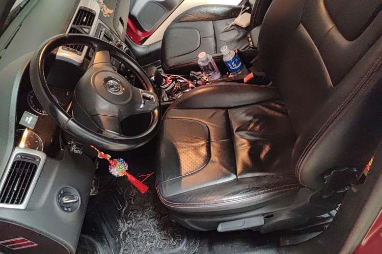 Used Volkswagen Bora 2011 1.4T AT Sportline Left Front Seat