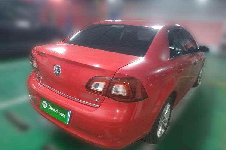 Used Volkswagen Bora 2011 1.4T AT Sportline Rear Right 45 Deg