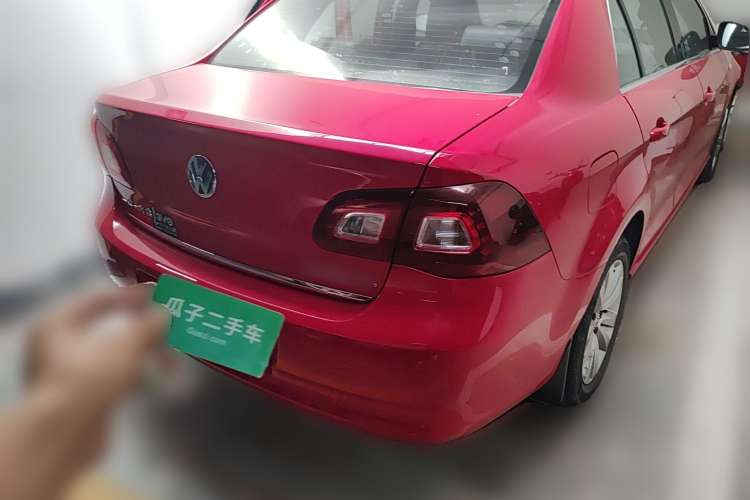 Used Volkswagen Bora 2011 1.4T AT Sportline Rear Right 45 Deg