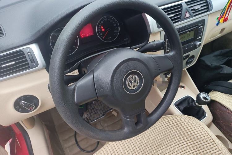 Used Volkswagen Bora 2011 1.6L Manual Fashion Edition Steering Wheel