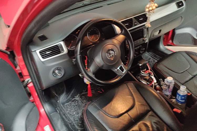 Used Volkswagen Bora 2011 1.4T AT Sportline Steering Wheel