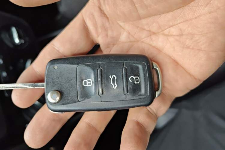 Used Volkswagen Bora 2011 1.4T AT Sportline Vehicle Key