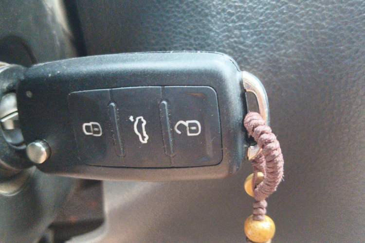 Used Volkswagen Bora 2011 1.4T AT Sportline Vehicle Key