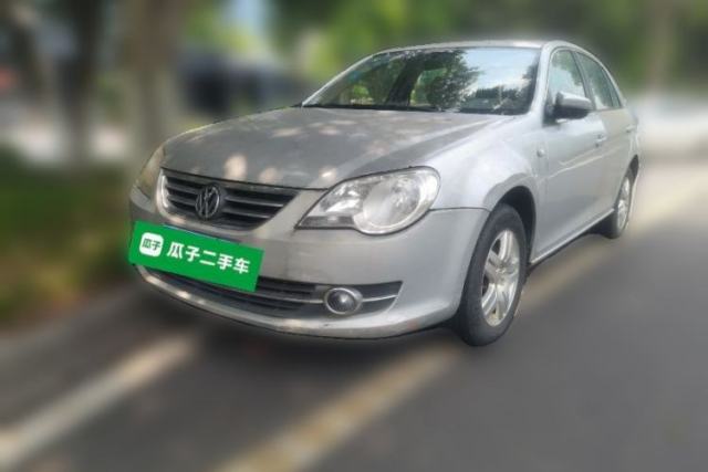Volkswagen Bora 2011 1.6L Automatic Fashion Edition usado