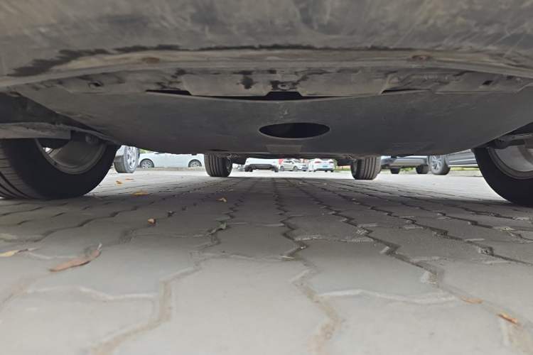 Used Volkswagen Bora 2011 1.4T Automatic Comfort Model Chassis Front