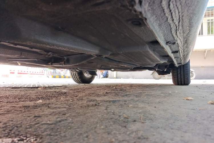 Used Volkswagen Bora 2011 1.6L Automatic Comfort Model Chassis Front Left