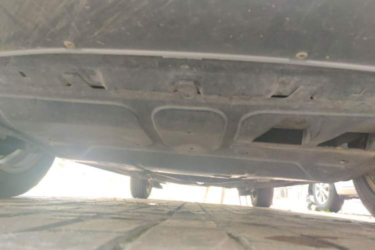 Used Volkswagen Bora 2011 1.6L Automatic Comfort Model Chassis Front