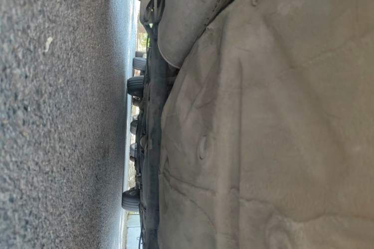 Used Volkswagen Bora 2011 1.6L Manual Comfort Version Chassis Rear