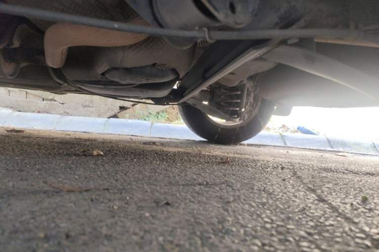 Used Volkswagen Bora 2011 1.6L Automatic Comfort Model Chassis Rear Left