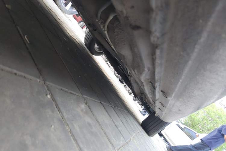 Used Volkswagen Bora 2011 1.6L Automatic Comfort Model Chassis Rear Right