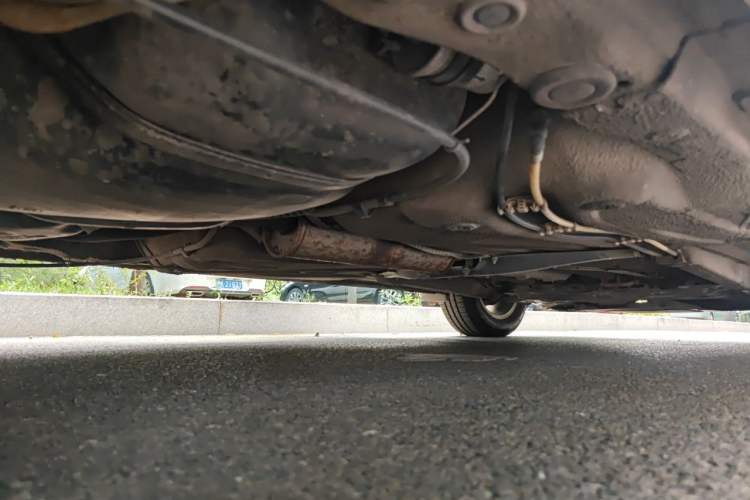 Used Volkswagen Bora 2011 1.6L Automatic Comfort Model Chassis Rear Right