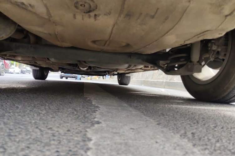 Used Volkswagen Bora 2011 1.6L Manual Comfort Version Chassis Rear