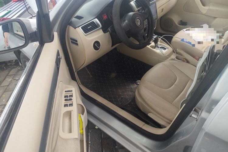 Used Volkswagen Bora 2011 1.6L Automatic Fashion Edition Driver Seat