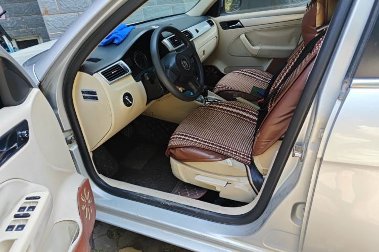 Used Volkswagen Bora 2011 1.6L Automatic Fashion Edition Driver Seat