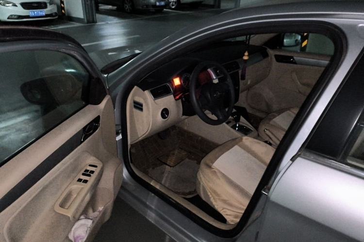 Used Volkswagen Bora 2011 1.6L Automatic Fashion Edition Driver Seat