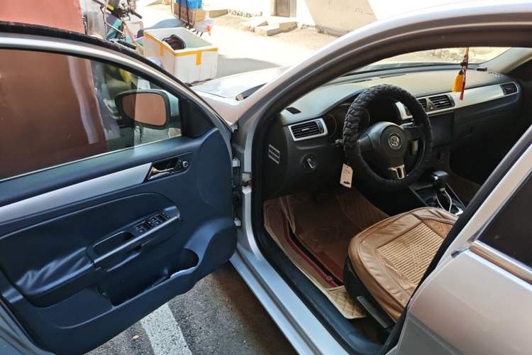 Used Volkswagen Bora 2011 1.4T Automatic Comfort Model Driver Seat