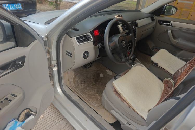 Used Volkswagen Bora 2011 1.6L Automatic Fashion Edition Driver Seat