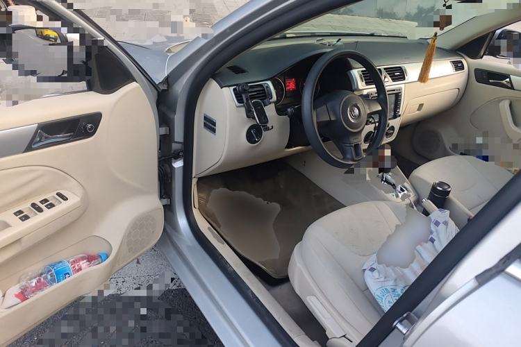 Used Volkswagen Bora 2011 1.6L Automatic Fashion Edition Driver Seat