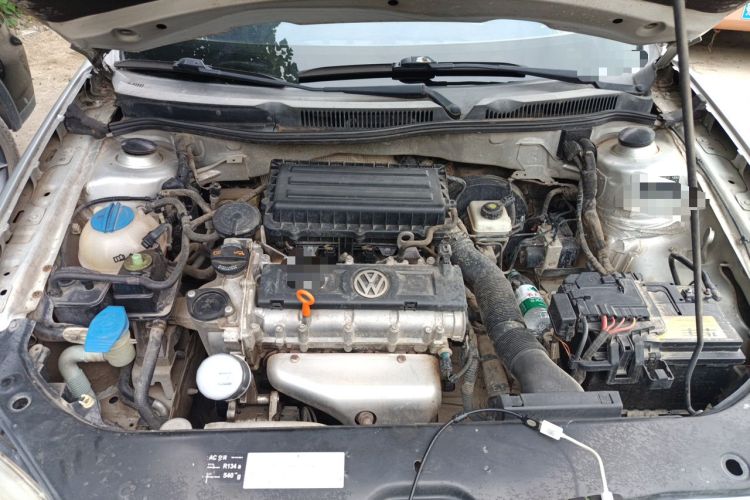 Used Volkswagen Bora 2011 1.6L Automatic Luxury Model Engine Bay