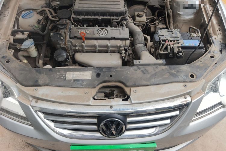 Used Volkswagen Bora 2011 1.6L Manual Comfort Version Engine Bay