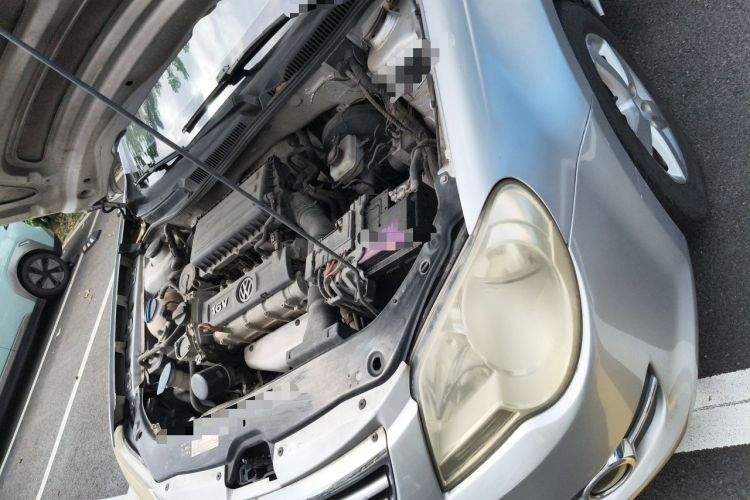 Used Volkswagen Bora 2011 1.6L Automatic Comfort Model Engine Bay Left