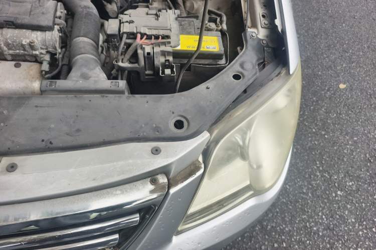 Used Volkswagen Bora 2011 1.6L Automatic Comfort Model Engine Bay Left