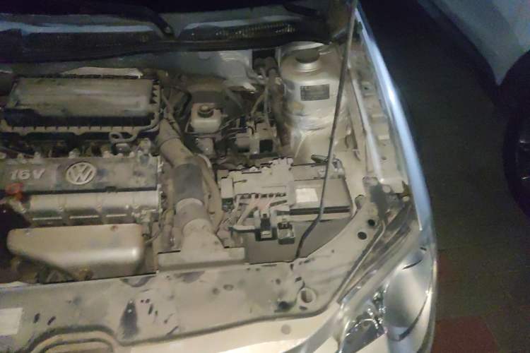 Used Volkswagen Bora 2011 1.6L Automatic Comfort Model Engine Bay Left