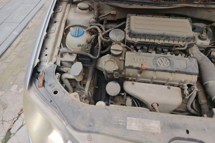 Used Volkswagen Bora 2011 1.6L Automatic Comfort Model Engine Bay Right