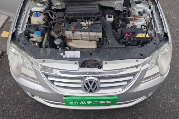 Used Volkswagen Bora 2011 1.6L Manual Fashion Edition Engine Bay