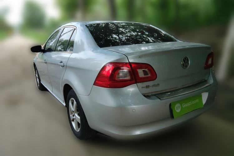 Used Volkswagen Bora 2011 1.6L Automatic Comfort Model Exterior 3
