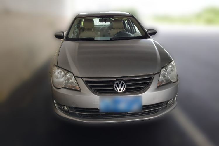 Used Volkswagen Bora 2011 1.6L Automatic Fashion Edition Front