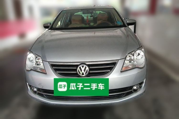 Used Volkswagen Bora 2011 1.6L Manual Comfort Version Front