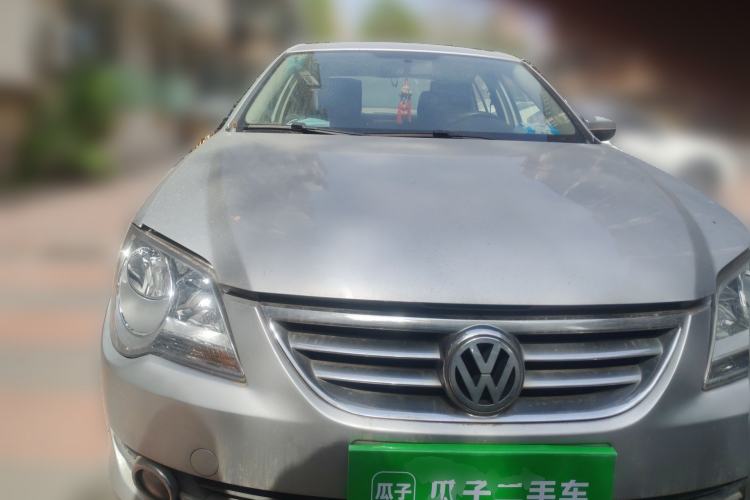 Used Volkswagen Bora 2011 1.6L Manual Fashion Edition Front