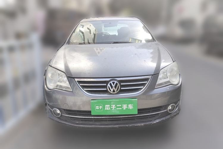 Used Volkswagen Bora 2011 1.6L Manual Fashion Edition Front