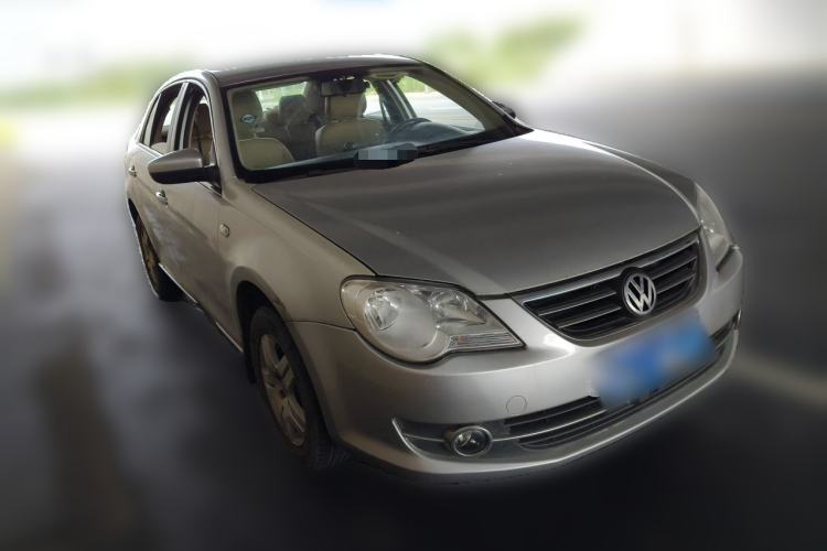 Used Volkswagen Bora 2011 1.6L Automatic Fashion Edition Front Right 45 Deg
