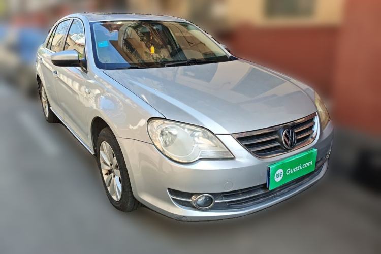 Used Volkswagen Bora 2011 1.4T Automatic Comfort Model Front Right 45 Deg