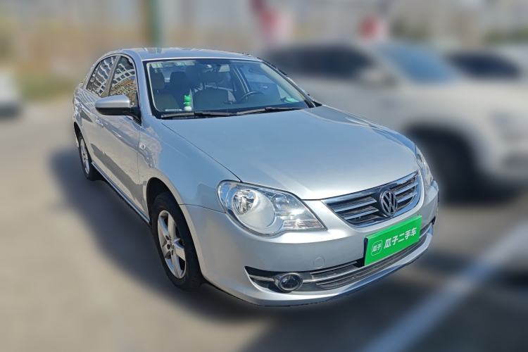 Used Volkswagen Bora 2011 1.6L Automatic Fashion Edition Front Right 45 Deg