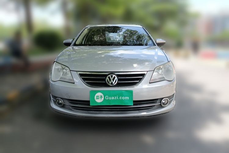 Used Volkswagen Bora 2011 1.6L Manual Comfort Version Front