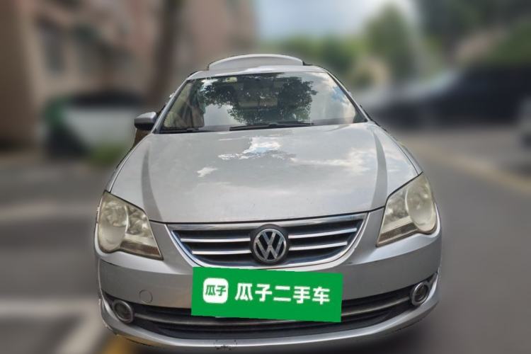 Used Volkswagen Bora 2011 1.6L Manual Fashion Edition Front